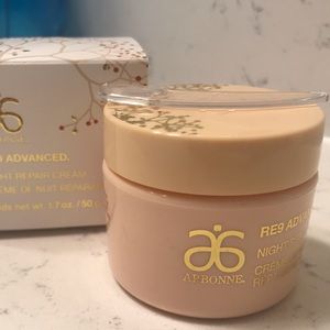 Arbonne RE9 Advanced Night Repair Cream